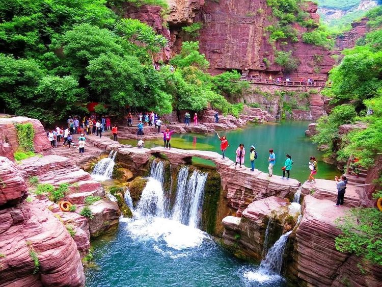 河南旅游頭牌云臺(tái)山面向全國游客免票了 旅游市場(chǎng)再次進(jìn)入白熱化廝殺