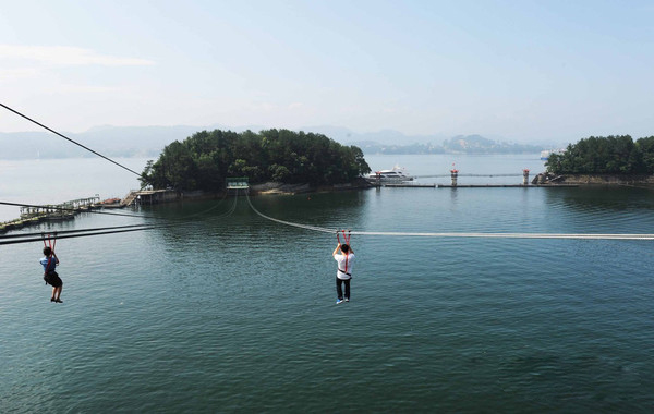 660c2fd13bec46eeb73c89364d6c0cea_th d4885fcbd05043bb61d6bb5e5133c286.jpg