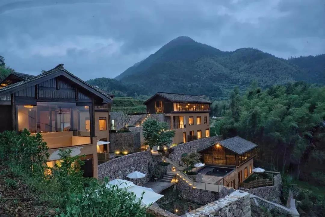 014 ac7270e768c8438799de0a36a6e03594.jpg