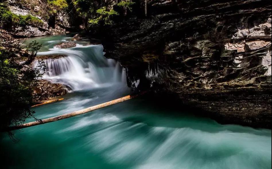 3b de762e0c8dcc7063496a9406b43a7321.jpg