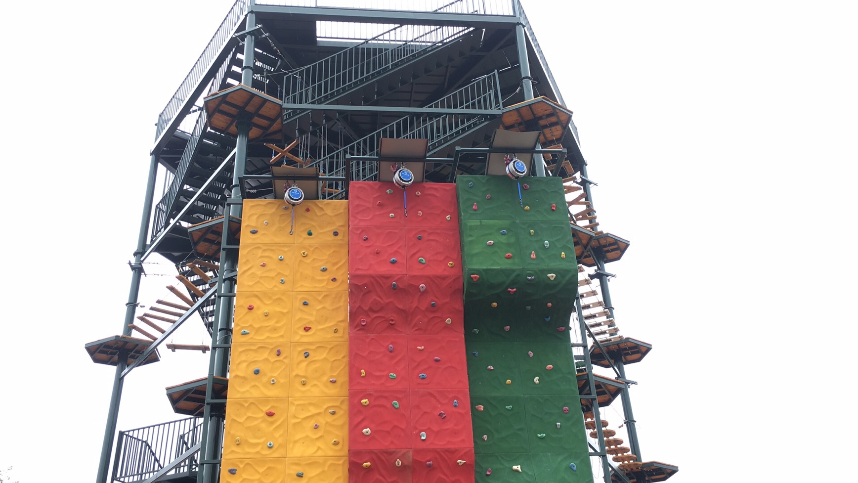 湖南熊貓樂園 a7e5cc94f32399f158cb087e9c754892.jpg