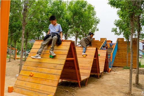 兒童拓展設(shè)備 兒童拓展設(shè)備