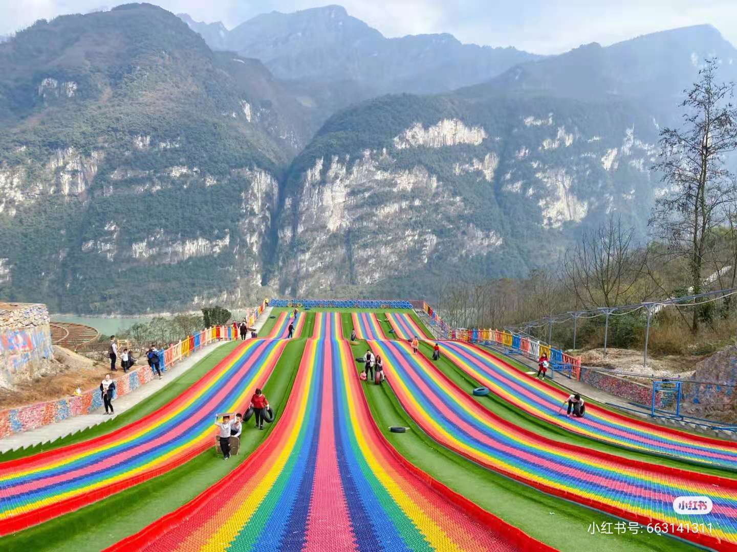 鄭州大型游樂設(shè)備價格河南洛陽非標(biāo)游樂定制廠家