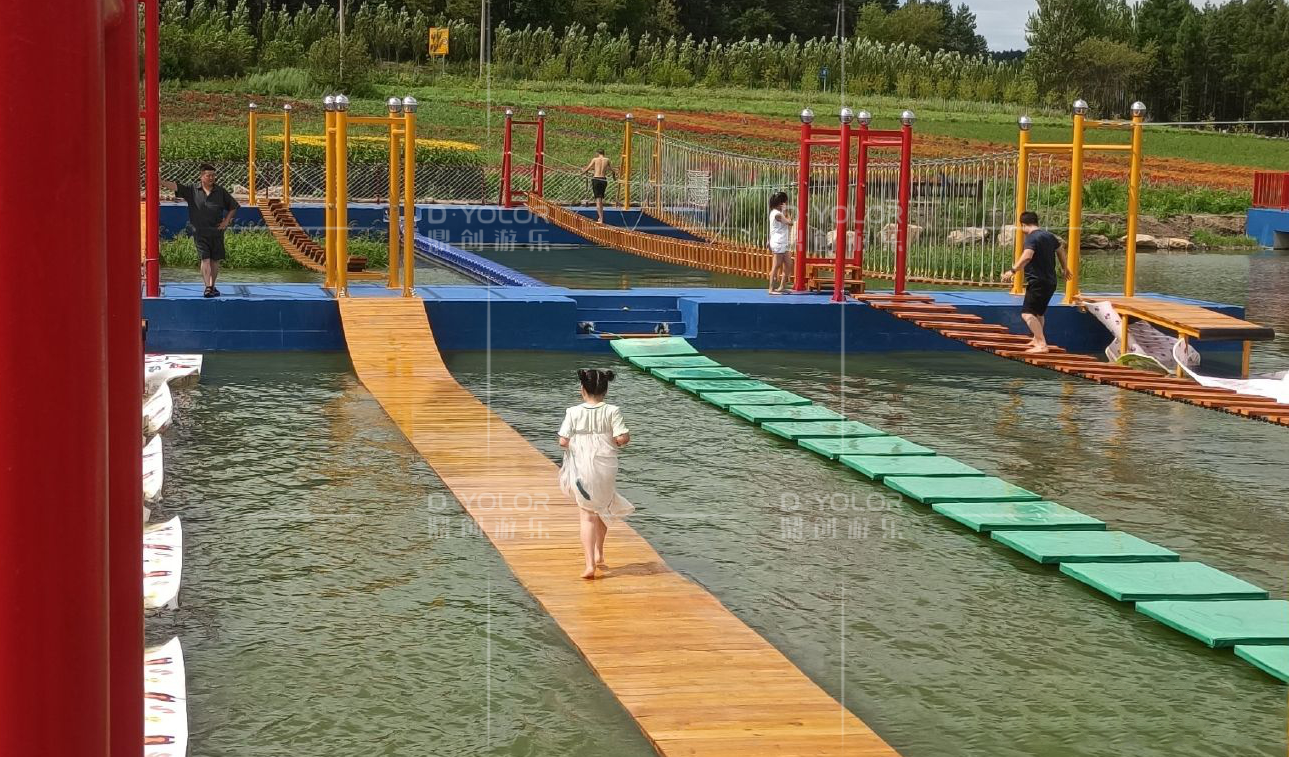 談?wù)剣鴥?nèi)外水上游樂場設(shè)備市場的差異