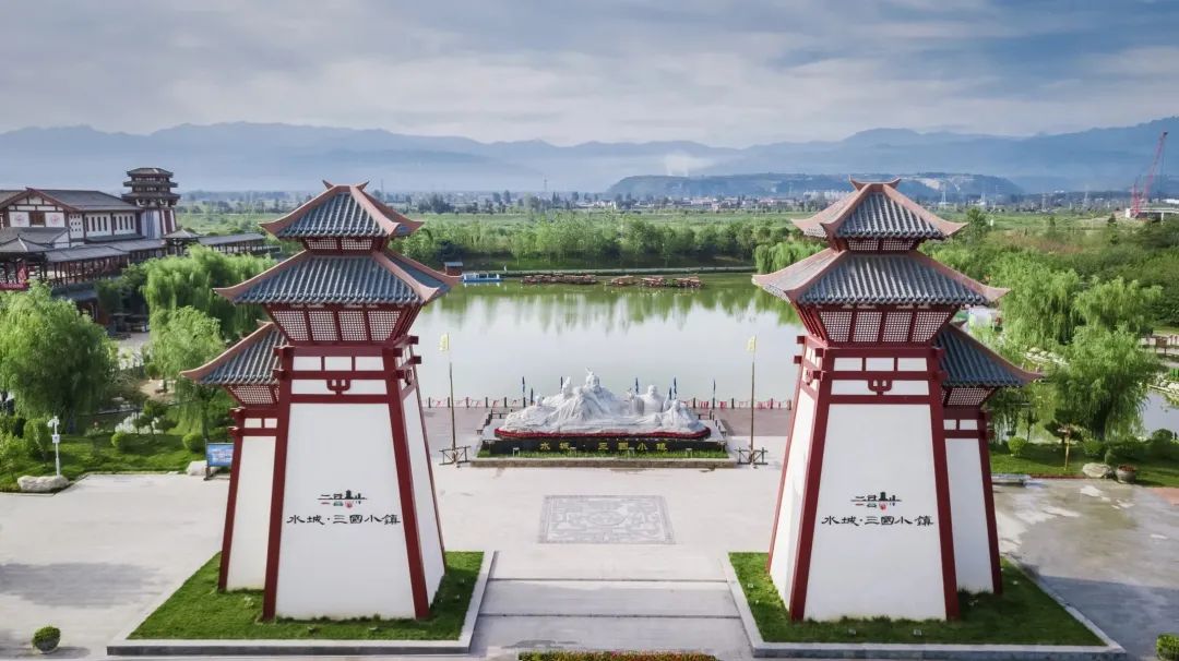 2 23fc53b270fd526e3f9e5638a96cab0a.jpg