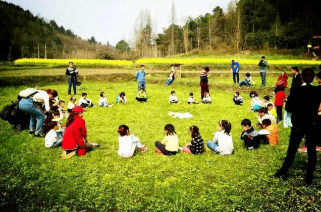 針對不同年齡段兒童，如何設(shè)計(jì)親子營地？